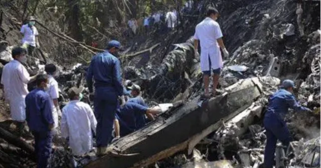 ولیم اور اینیٹ کو لے جانے والا طیارہ جنوب مشرقی ویتنام کے او کھا پہاڑ میں گر کر تباہ ہو گیا تھا