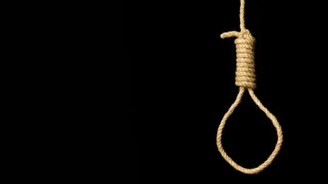اتنی بڑی تعداد میں موت کی سزا سنائے جانے سے وکلا اور موکلوں میں تشویش بڑھ رہی تھی۔