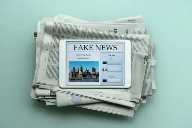 फेक न्यूज़