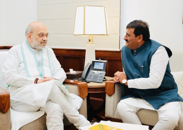 બીબીસી ગુજરાતી મોરબી રાજકારણ કાંતિ અમૃતિયા ગોપાલ ઇટાલિયા પુલ દુર્ઘટના ગરબા ક્લાસિસ ભાજપ ધારાસભ્ય