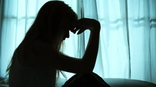 ገጽታዋ የማይታይ ሴት