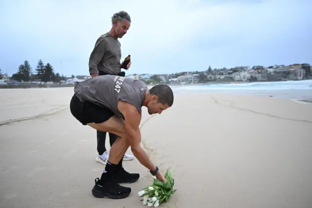 Уильям Гудж вместе с отцом 