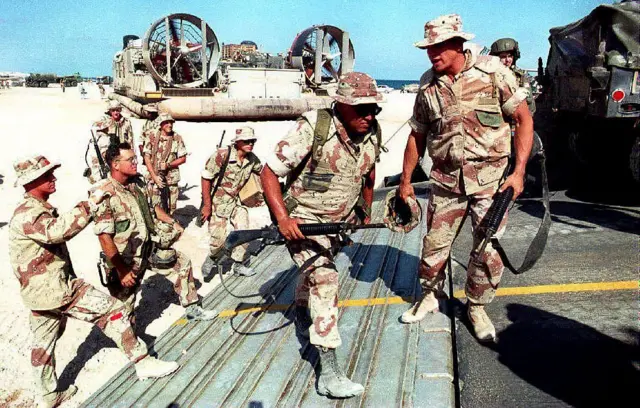  अमेरिकी सैनिक