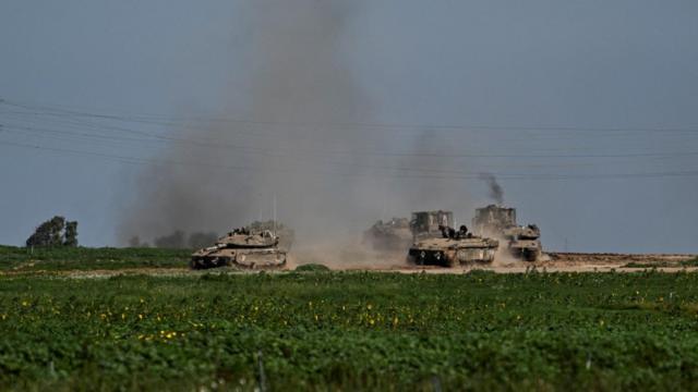 دبابات إسرائيلية في قطاع غزة