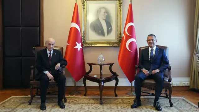 Bahçeli ve Özel