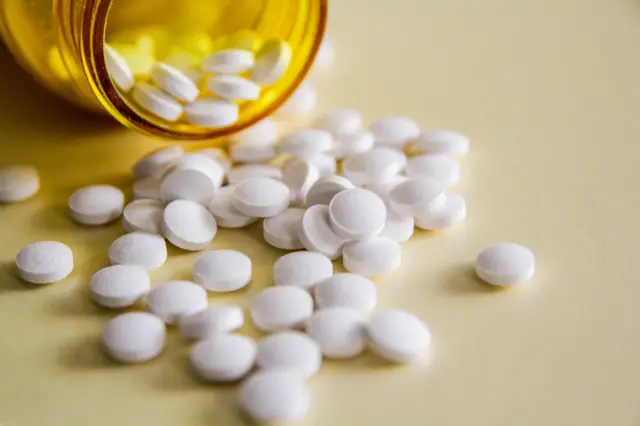 விஷ ஊசி கொலைகள்