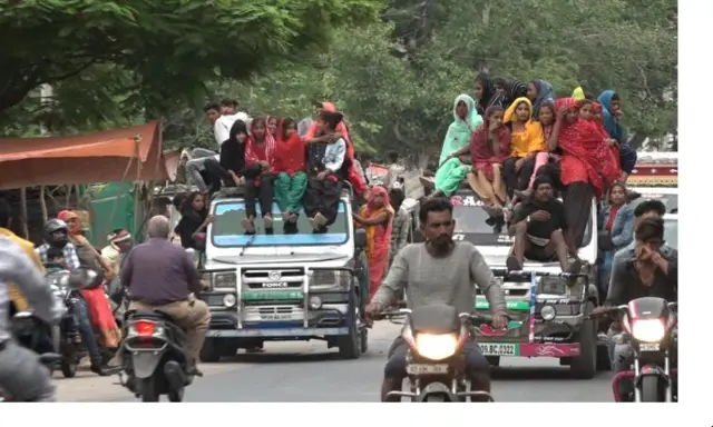 ఇక్కడి ప్రజలకు ఆధార్ కార్డులు ఇవ్వడం కూడా సాధ్యపడటం లేదు