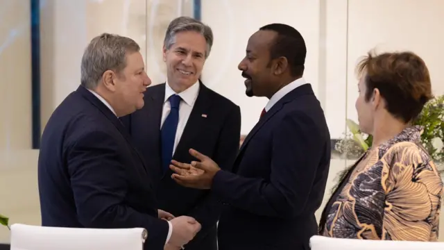 Ministirri Dhimma Alaa US Antoonii Biliinkan waliigalteen nagaa mallattaa'e hojiirra hin oolle akka jiru ibsaniiru