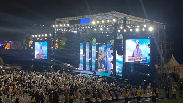 Putra Zakir Naik, Farid Naik