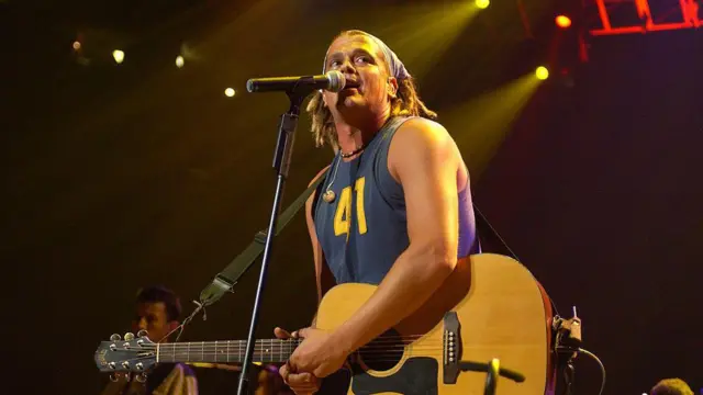 carlos vives en un concierto en nueva york en junio de 2003 