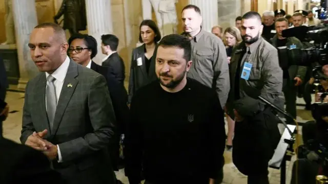 Ukraine's president spent much of Tuesday at the US Capitol - but there was little sign of a breakthrough