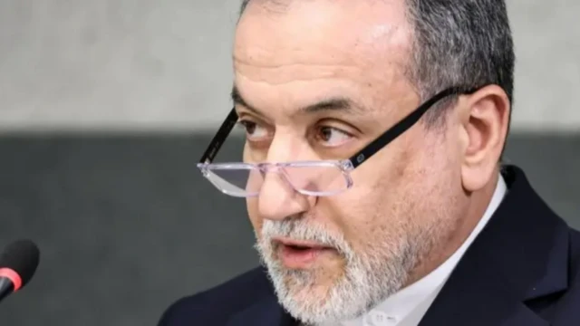 İranın xarici işlər naziri Abbas Əraqçı 