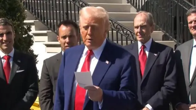 ডোনাল্ড ট্রাম্প