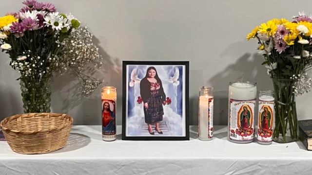 Altar con la foto de la fallecida María Florinda Ríos Pérez