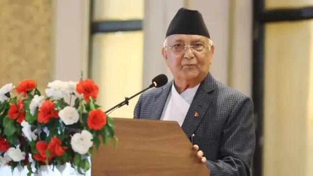 एउटा कार्यक्रममा काठमाण्डूमा सम्बोधन गर्दै प्रधानमन्त्री ओली। फाइल फोटो 