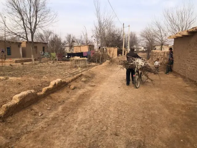 Lo‘lilar qishlog‘i