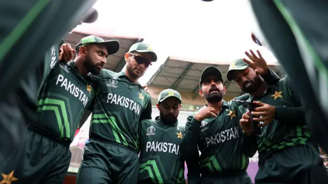 இந்தியா vs பாகிஸ்தான்