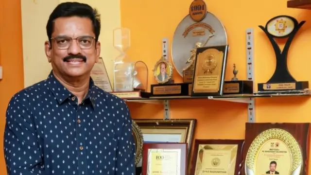 அனைத்திந்திய உற்பத்தியாளர்கள் சங்கத்தின் தேசியத் தலைவர் ரகுநாதன்