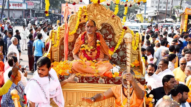  शंकराचार्य सदानंद महाराज