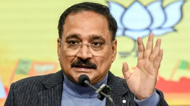 दिल्ली भाजपचे प्रमुख वीरेंद्र सचदेवा (फाइल फोटो)