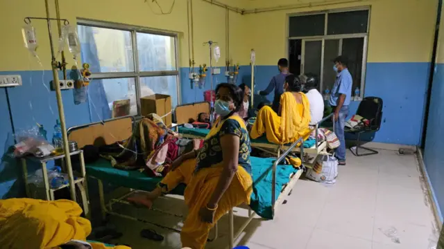 अस्पतालमा बिरामीहरू