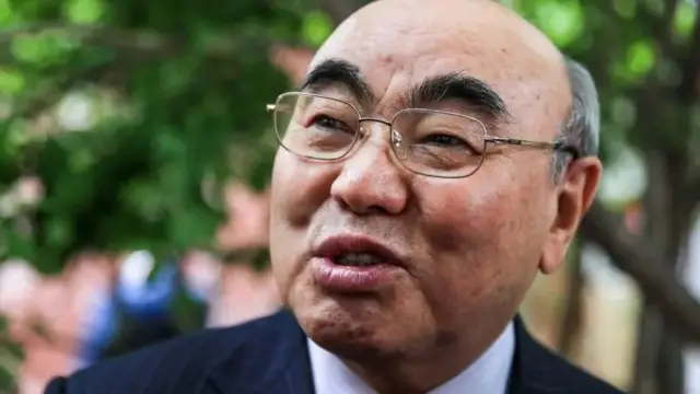 Аскар Акаев