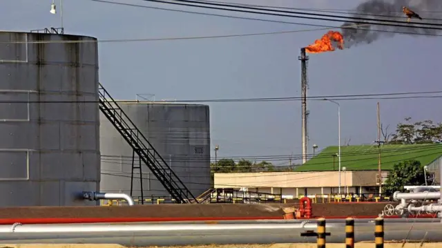 वेनेज़ुएला के पास दुनिया का सबसे बड़ा तेल भंडार है (फ़ाइल फ़ोटो)