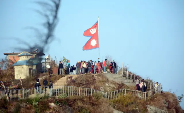 राष्ट्रिय झन्डाको प्रतिमा