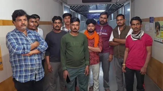 मृतांचे कुटुंबिय