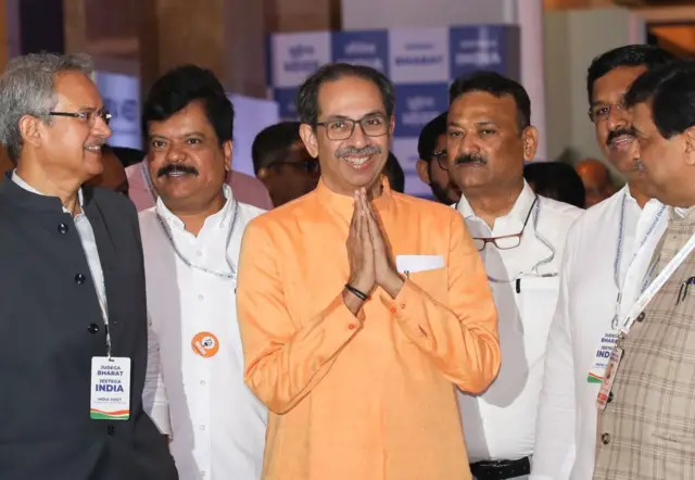 उद्धव ठाकरे 