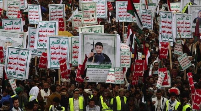 مؤيدون لجماعة الحوثي