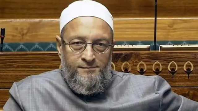 असदुद्दीन ओवैसी 