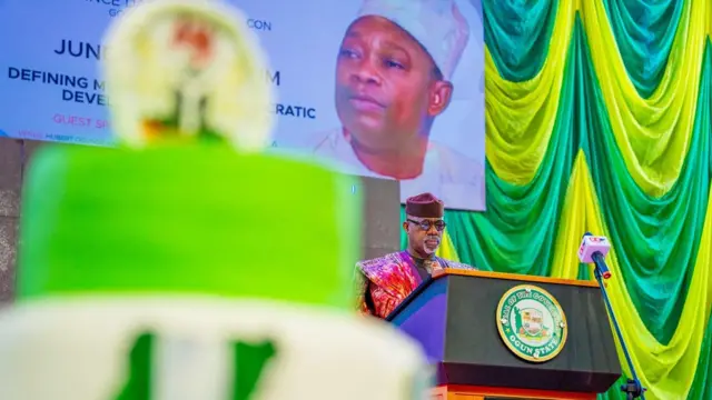 Aworan gomina Dapo Abiodun ati MKO Abiola