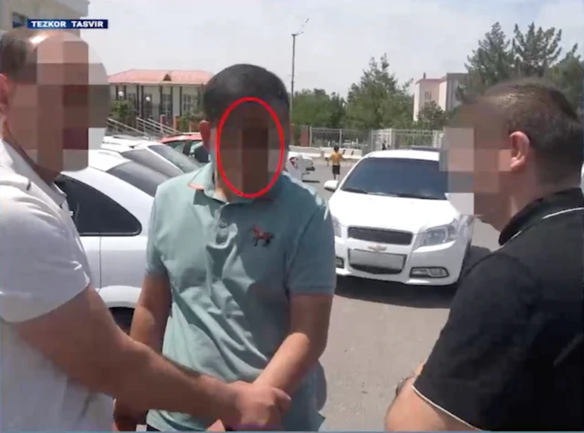 Jinsiy aloqa yulduzlari va kino Tungi koylakdagi jingalak