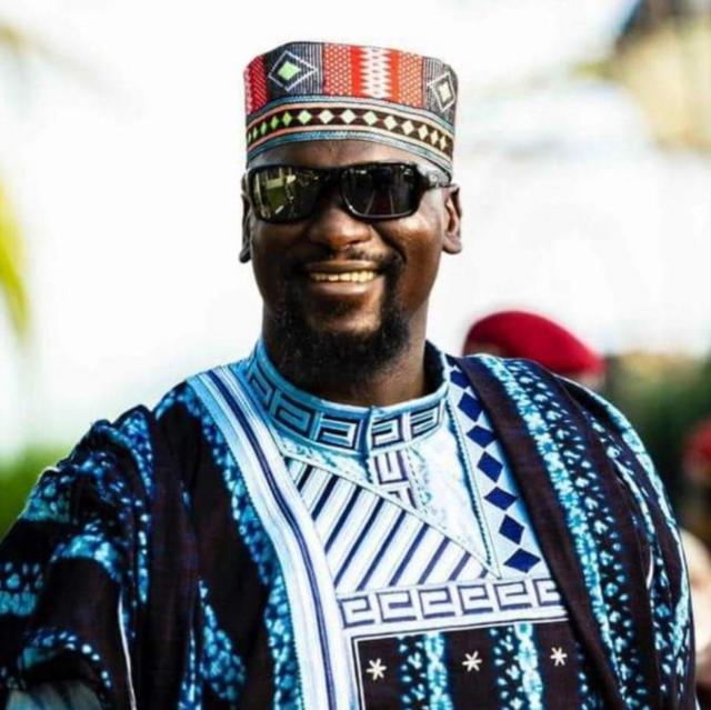 Le « pouto » en Guinée traditionnel peul devenu phénomène de