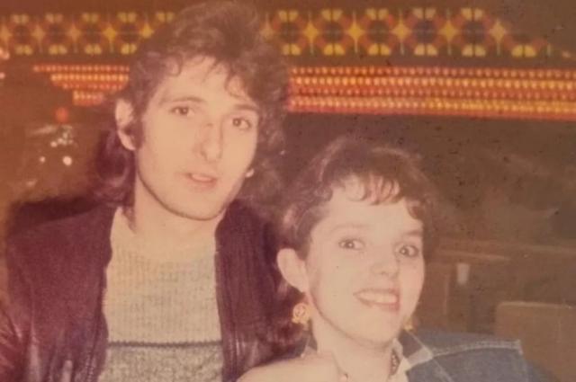James e Liz Taylor, fotografados quando eram mais jovens