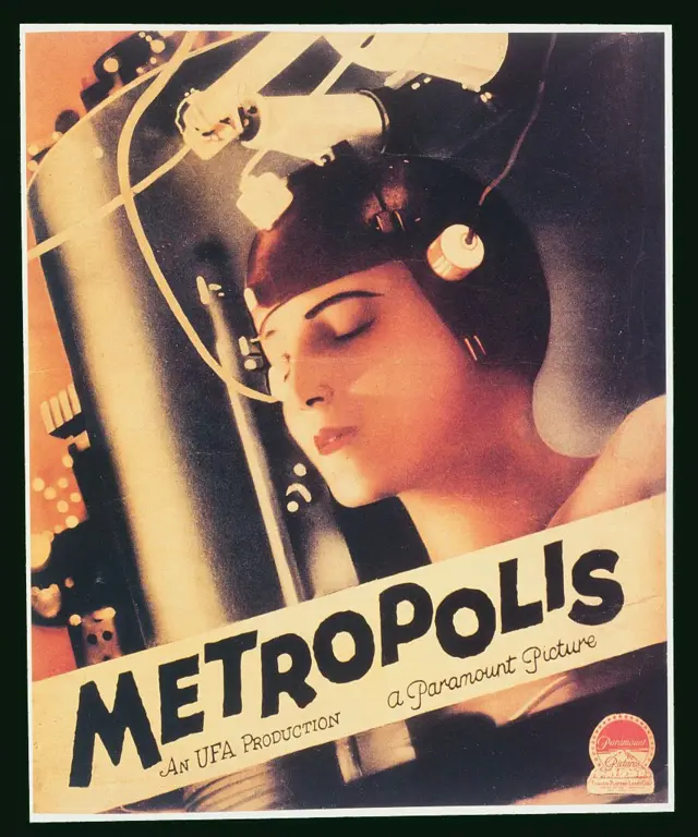 Được phát hành vào năm 1927, bộ phim Metropolis của Fritz Lang đã dự đoán về cuộc tranh đấu giữa con người và công nghệ