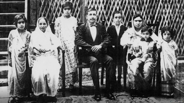 दीप्ति नवल 