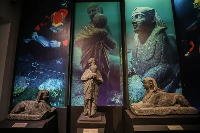 выставка сокровищ из-под воды в Александрии
