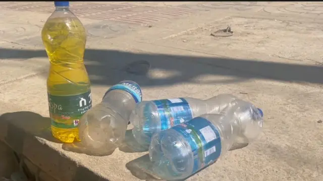 ብማይ መትሓዚ ፕላስቲክ ዝሽየጥ ዘሎ ነደዲ 