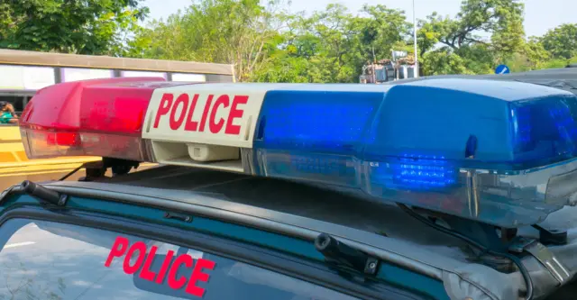 হায়দ্রাবাদের একটি থানায় গত সপ্তাহে এসে হাজির হয় ঢাকা থেকে পাচার হওয়া ১৫ বছরের এক কিশোরী - প্রতীকী চিত্র