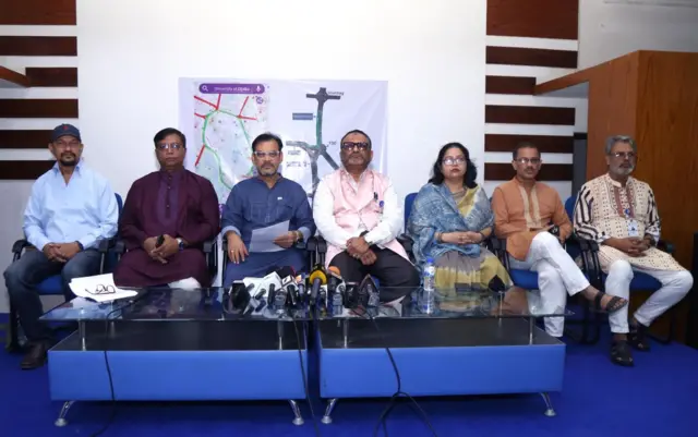 শোভাযাত্রার আয়োজক চারুকলা অনুষদের শিক্ষকরা শুক্রবার সংবাদ সম্মেলনে এর নাম পরিবর্তনের ঘোষণা দেন