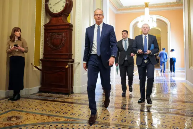 सीनेट के सदस्य जॉन थ्यून