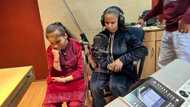 ਪਲਕ ਤੇ ਭਾਵਨਾ