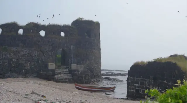 పద్మ దుర్గ్ కోట