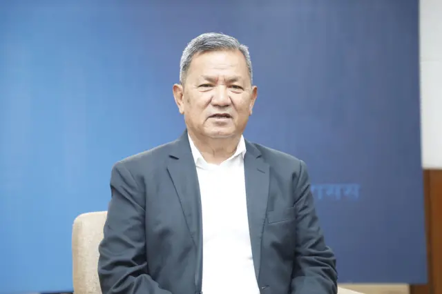 सरकारका प्रवक्ता गुरुङ 