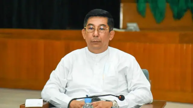 အငြိမ်းစားဒုဗိုလ်ချုပ်ကြီးမျိုးဇော်သိန်း
