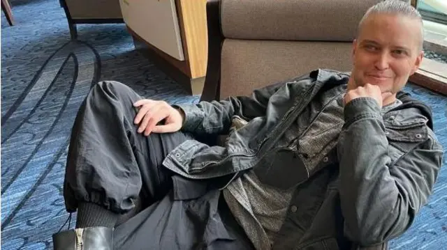 Lucien Greaves, salah satu pendiri Kuil Setan, mengatakan itu bukan sebuah proyek iseng - terlepas dari keinginan mereka untuk menggunakan sindiran dan nilai kejutan.