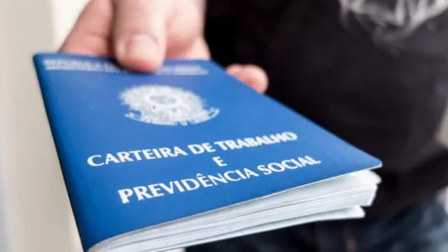 Mão estendida com carteirabetnacional app atualizado 2024trabalho