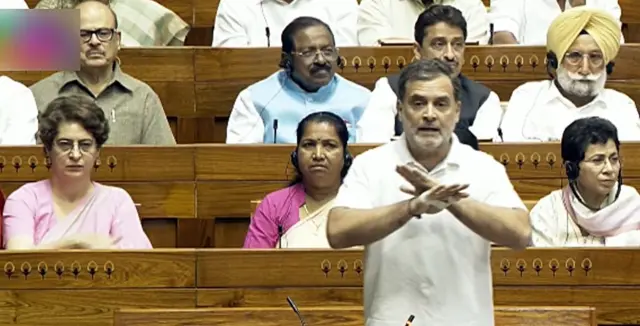  राहुल गांधी 